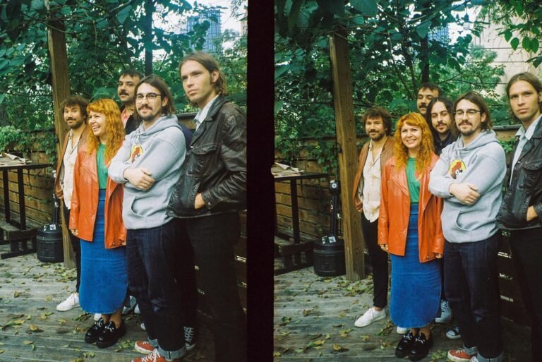 Imagem dos integrantes dos Altin Gun