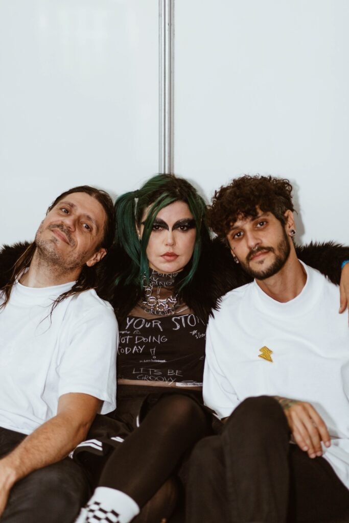 Imagem dos integrantes da Drenna