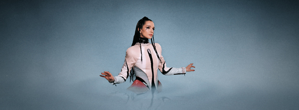 Imagem da cantora Poppy.