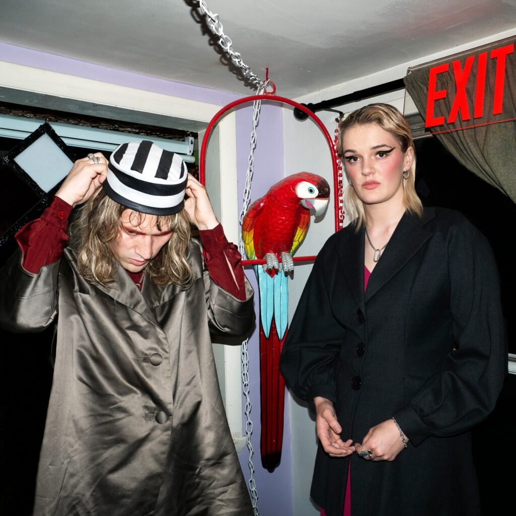 Imagem dos integrantes do Sharpie Smile.