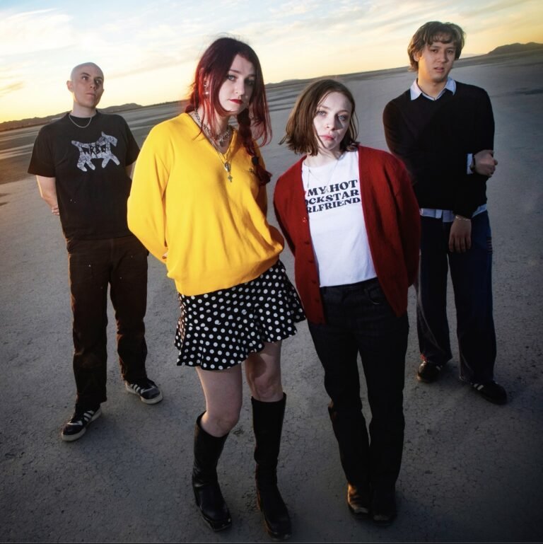 Imagem dos integrantes do Momma