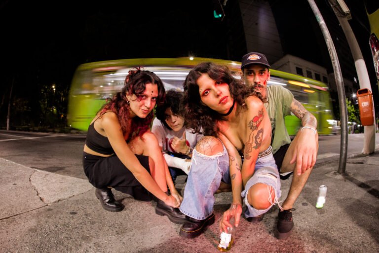 Imagem dos integrantes da Klitoria.